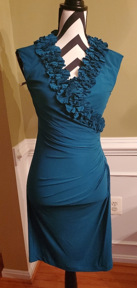 Maggie London  - teal sleeveless dress